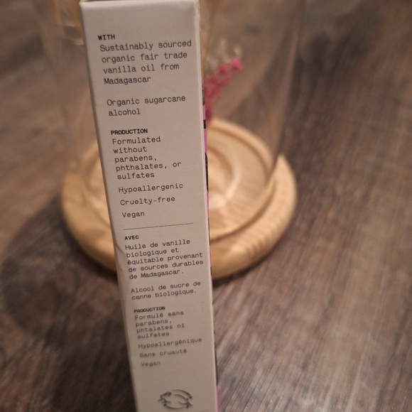 The 7 Virtues Vanilla Woods Travel Spray - Picture 3 of 4